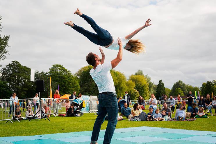 Two dancers