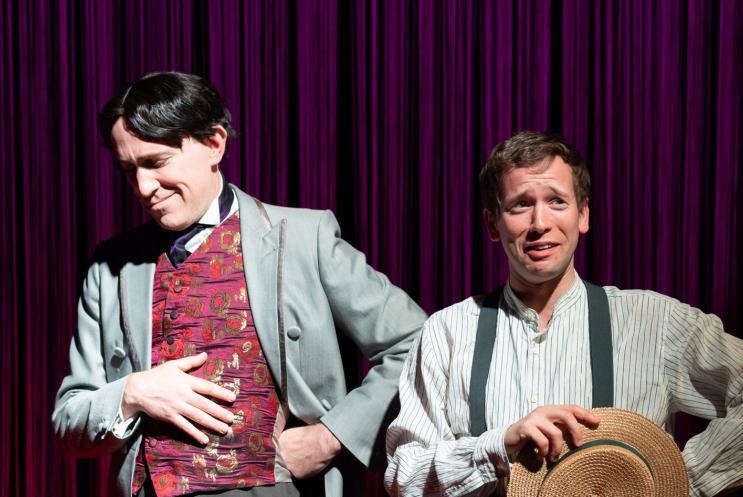 Two Oscar Wilde characters in amusement 